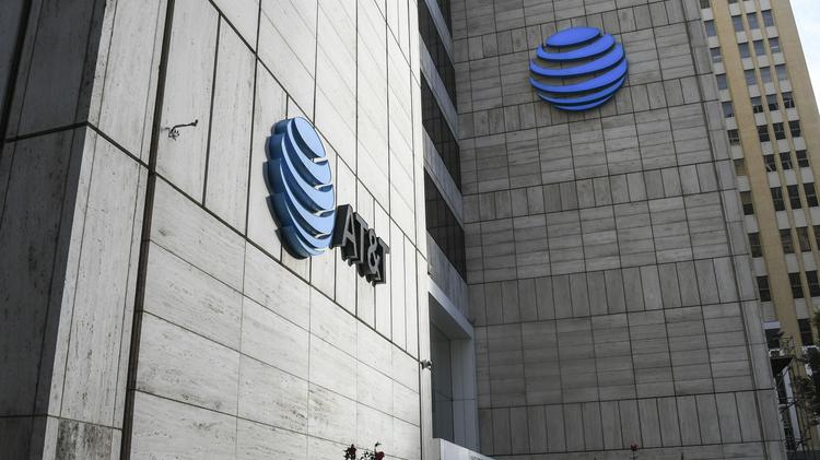 AT&T bringing 5G to Milwaukee, other cities, in first half of 2020
