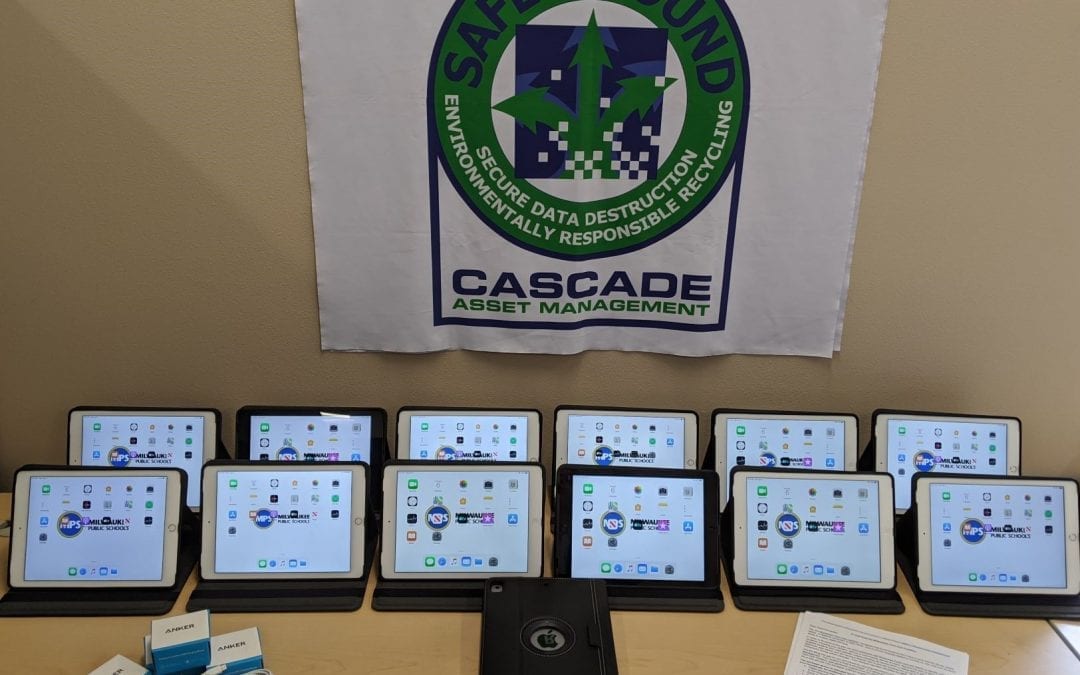 MKE Tech Hub donates 100 iPads to Milwaukee middle schoolers